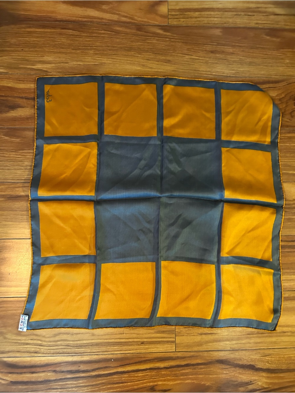 Echo vintage 100% silk accent scarf. Gold and grey